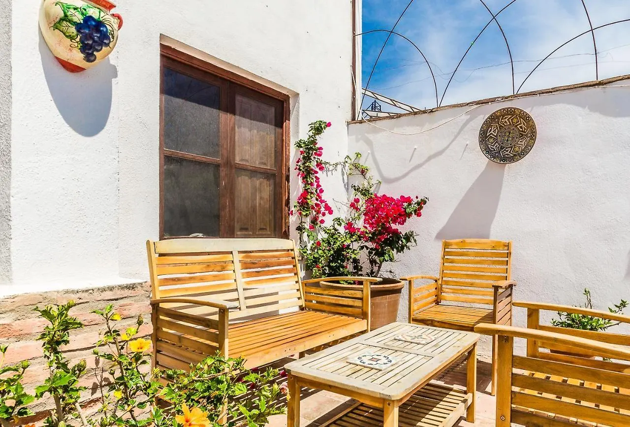 Casa Sol - Traditional Village House With Pool And View Pinos del Valle